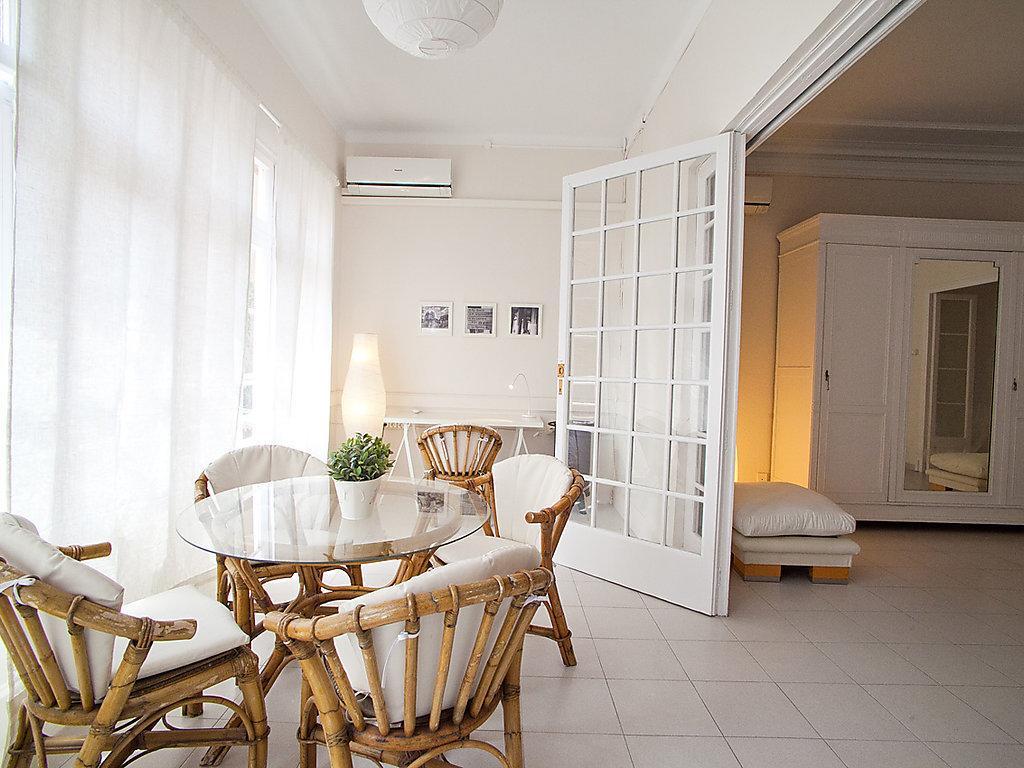 Leilighet Sants-les Corts Galileu By Interhome Barcelona
